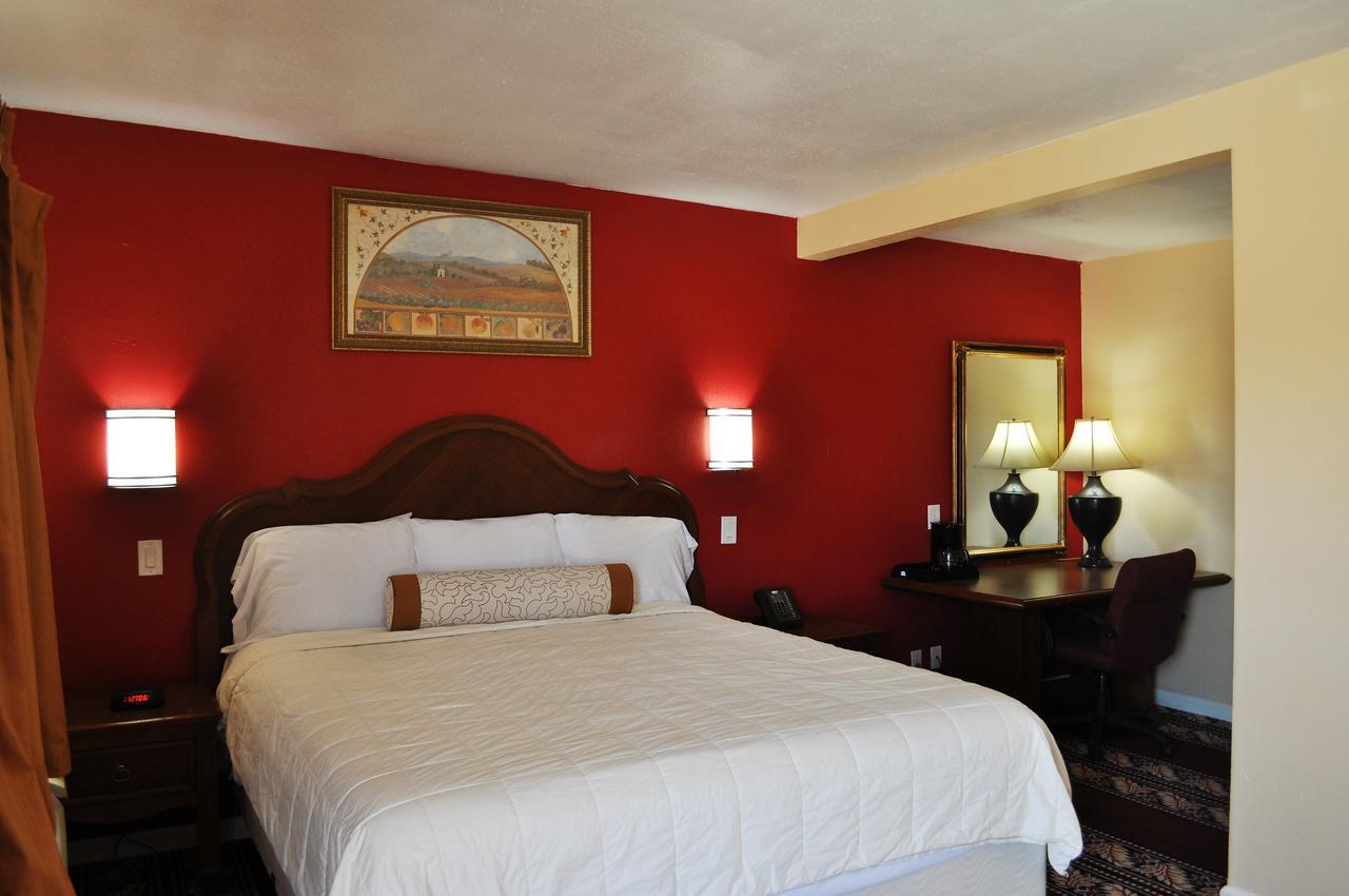 A Nights Inn ريدجكريست المظهر الخارجي الصورة